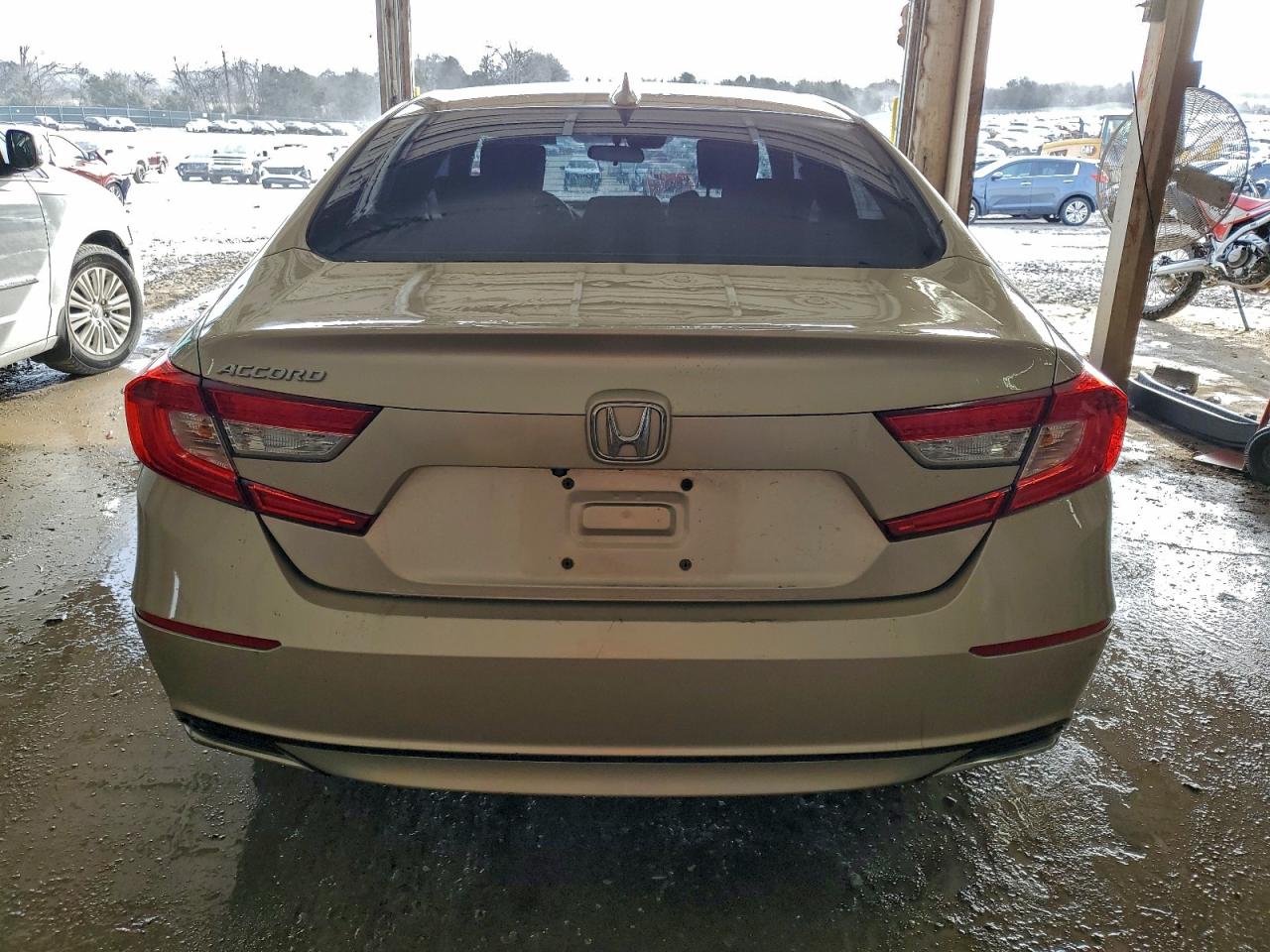 2018 HONDA ACCORD EX photo 16