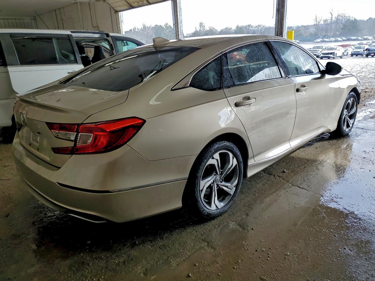 2018 HONDA ACCORD EX photo 7