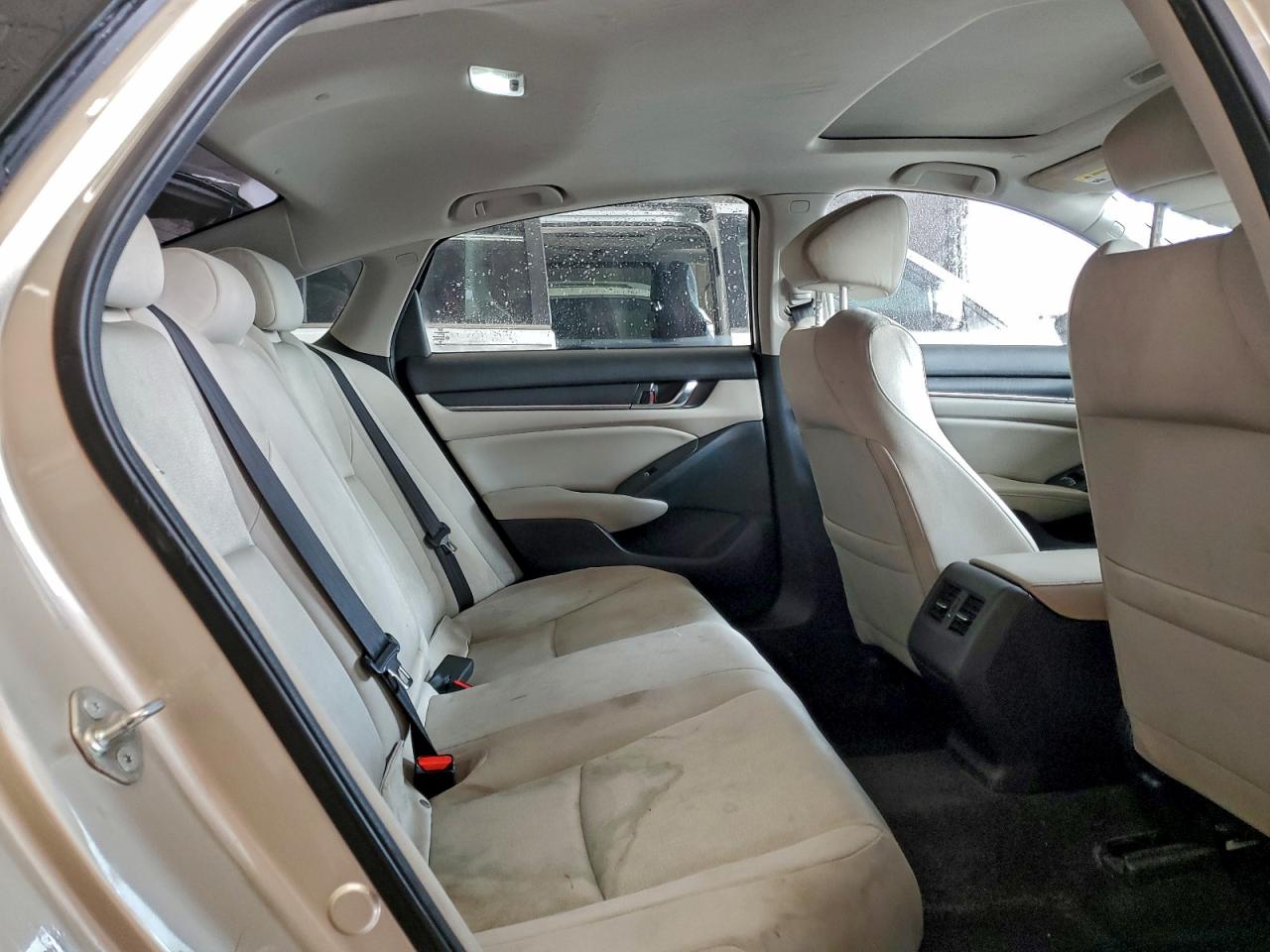 2018 HONDA ACCORD EX photo 28