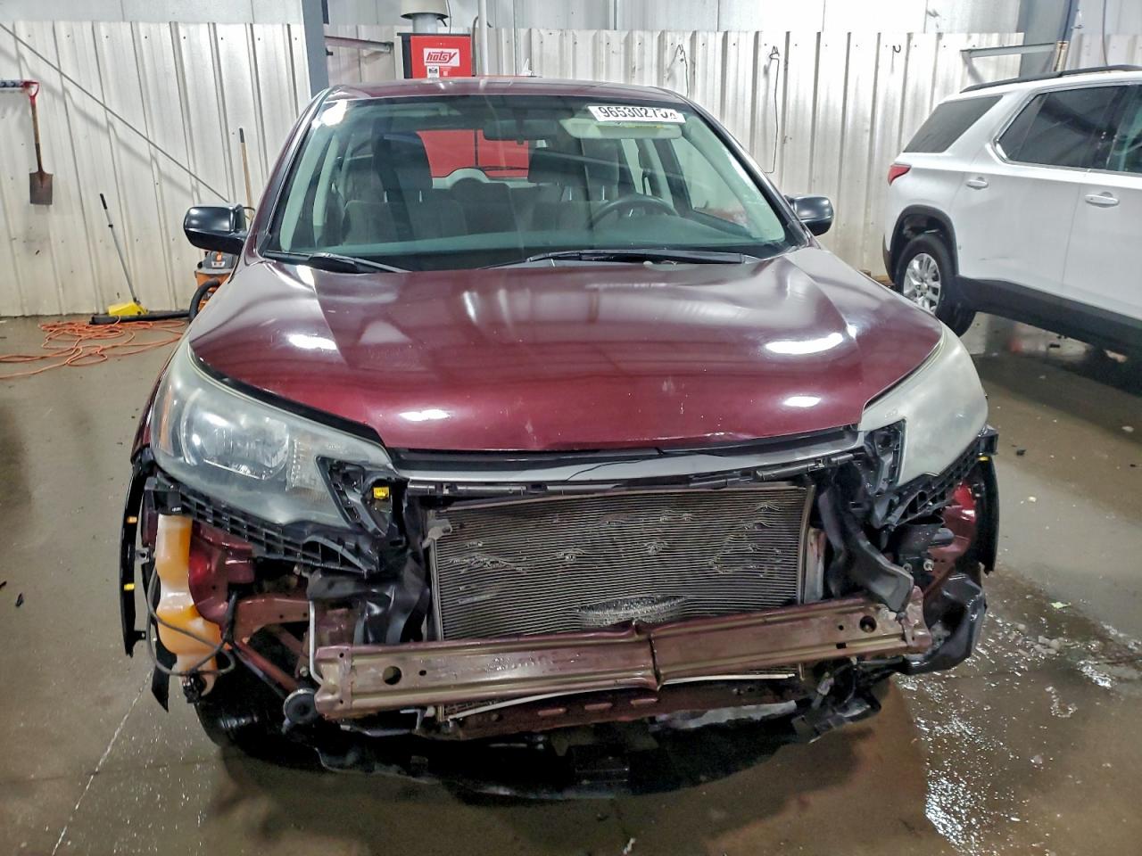 2014 HONDA CR-V LX photo 5