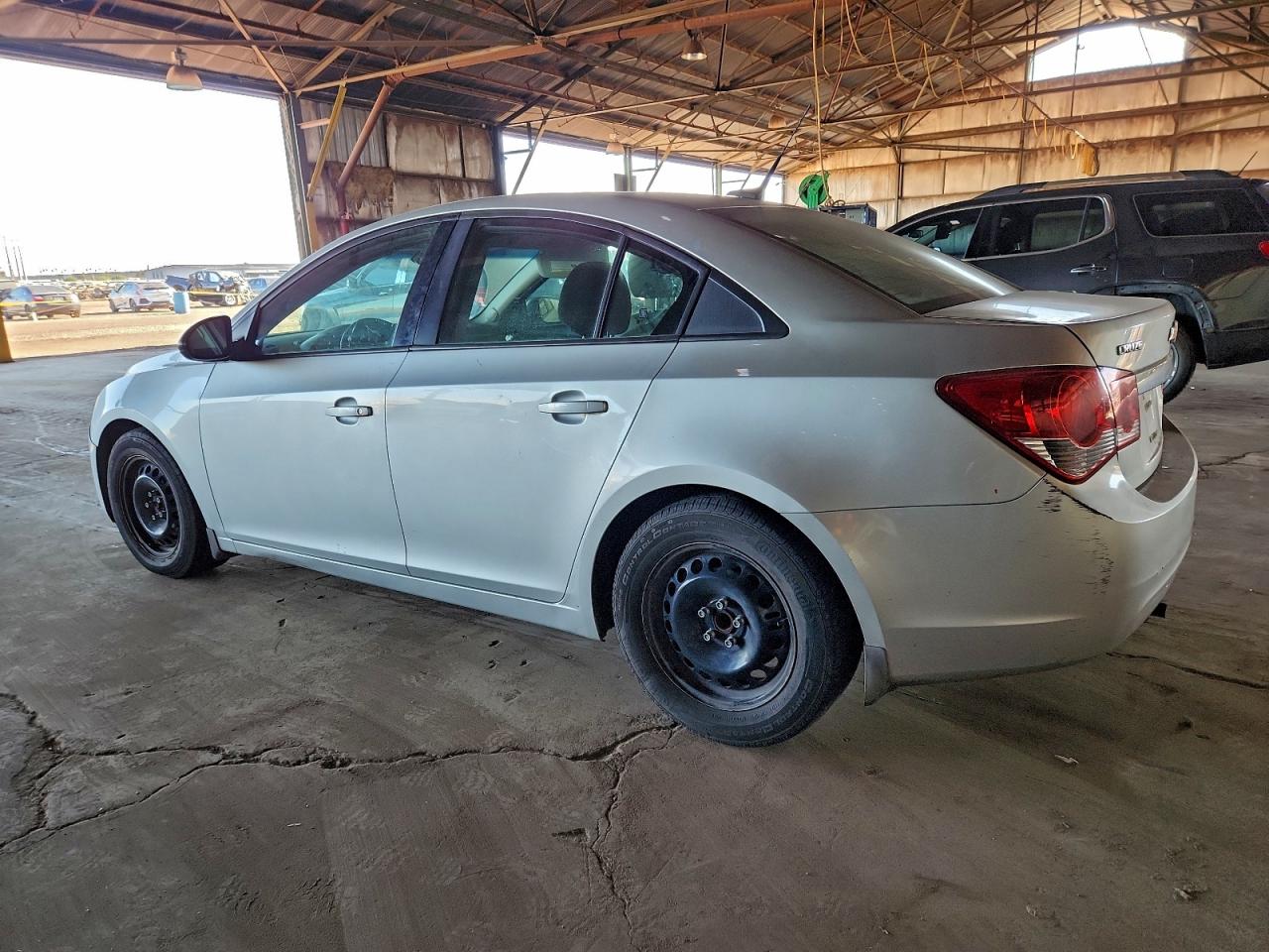 2013 CHEVROLET CRUZE LS photo 3