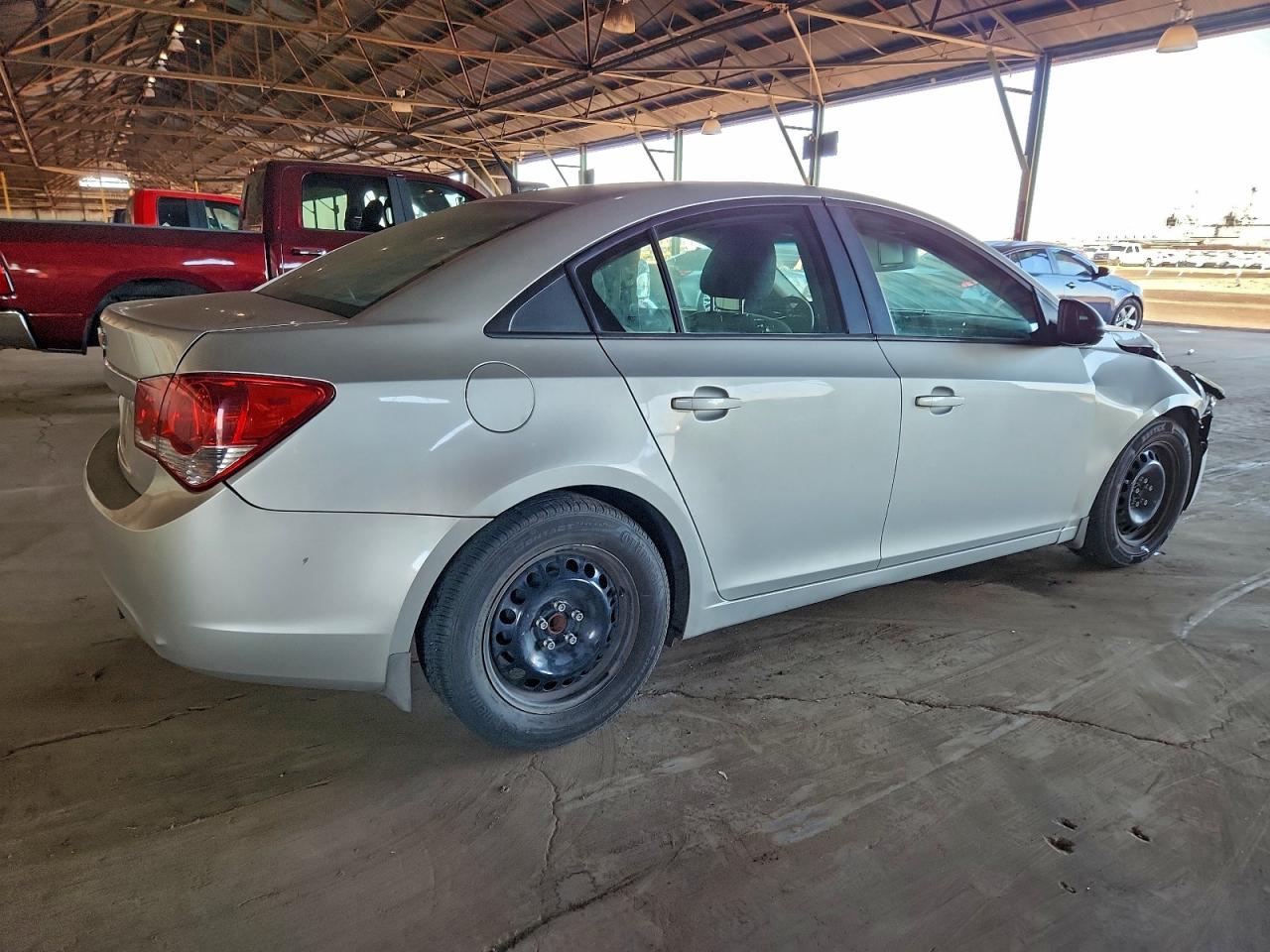 2013 CHEVROLET CRUZE LS photo 5