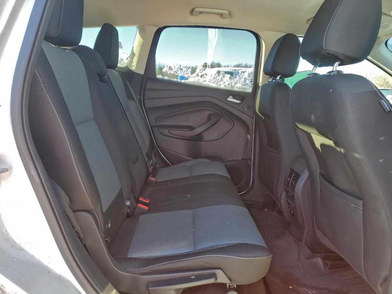 2017 FORD ESCAPE SE photo 21