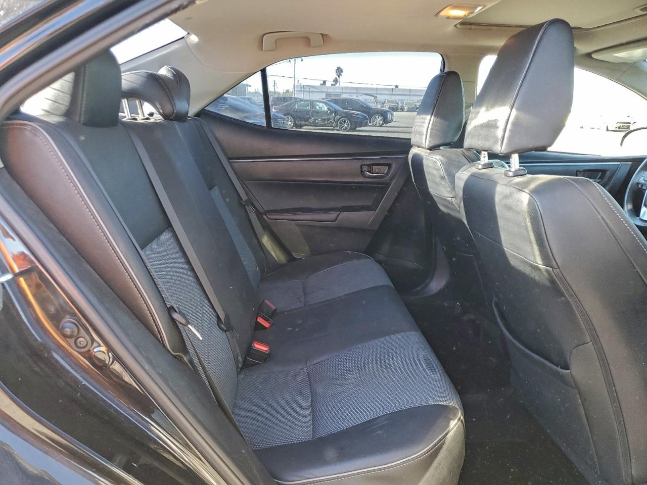 2014 TOYOTA COROLLA L photo 19