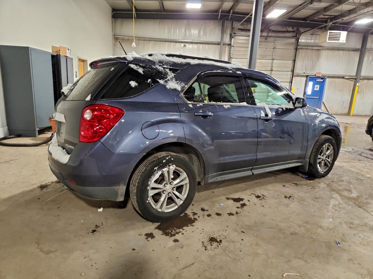 2013 CHEVROLET EQUINOX LT photo 5