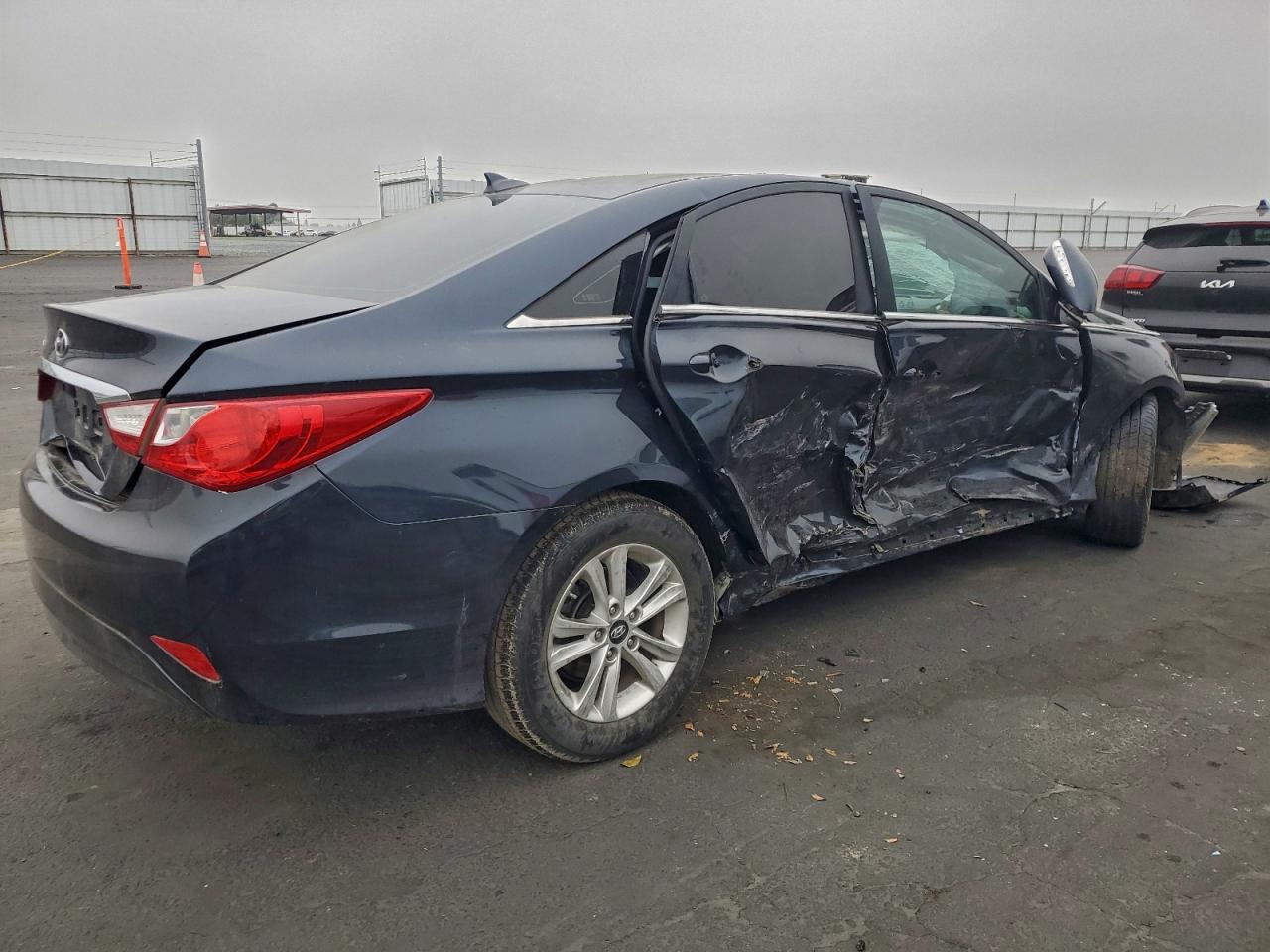 2014 HYUNDAI SONATA GLS photo 5