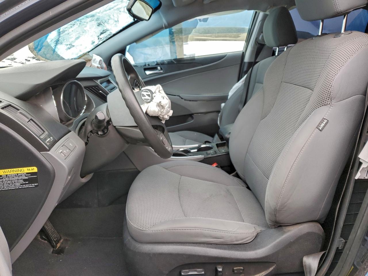 2014 HYUNDAI SONATA GLS photo 13