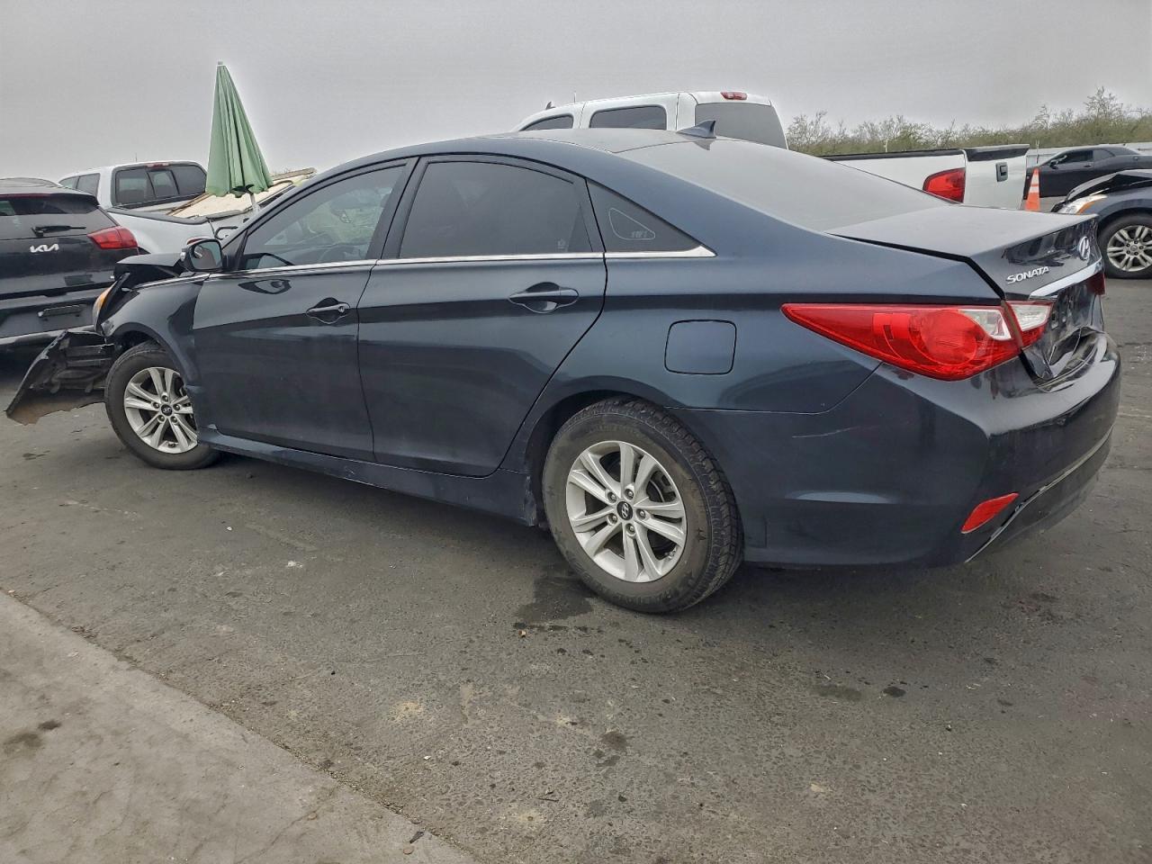 2014 HYUNDAI SONATA GLS photo 3