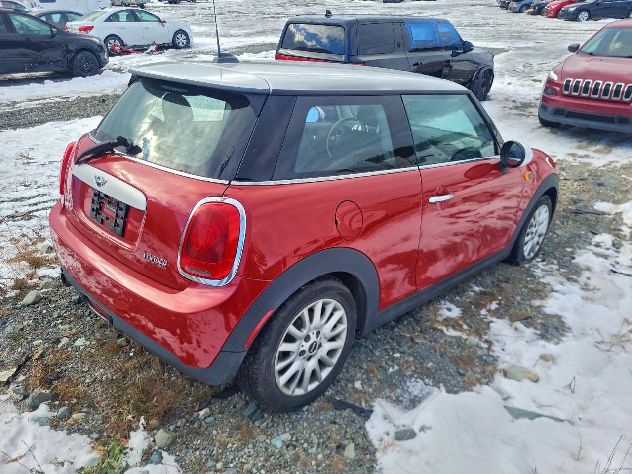 2014 MINI COOPER photo 5