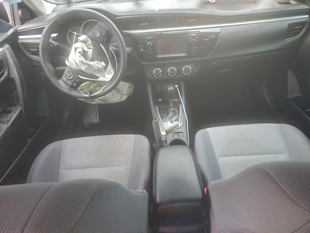 2016 TOYOTA COROLLA L photo 8