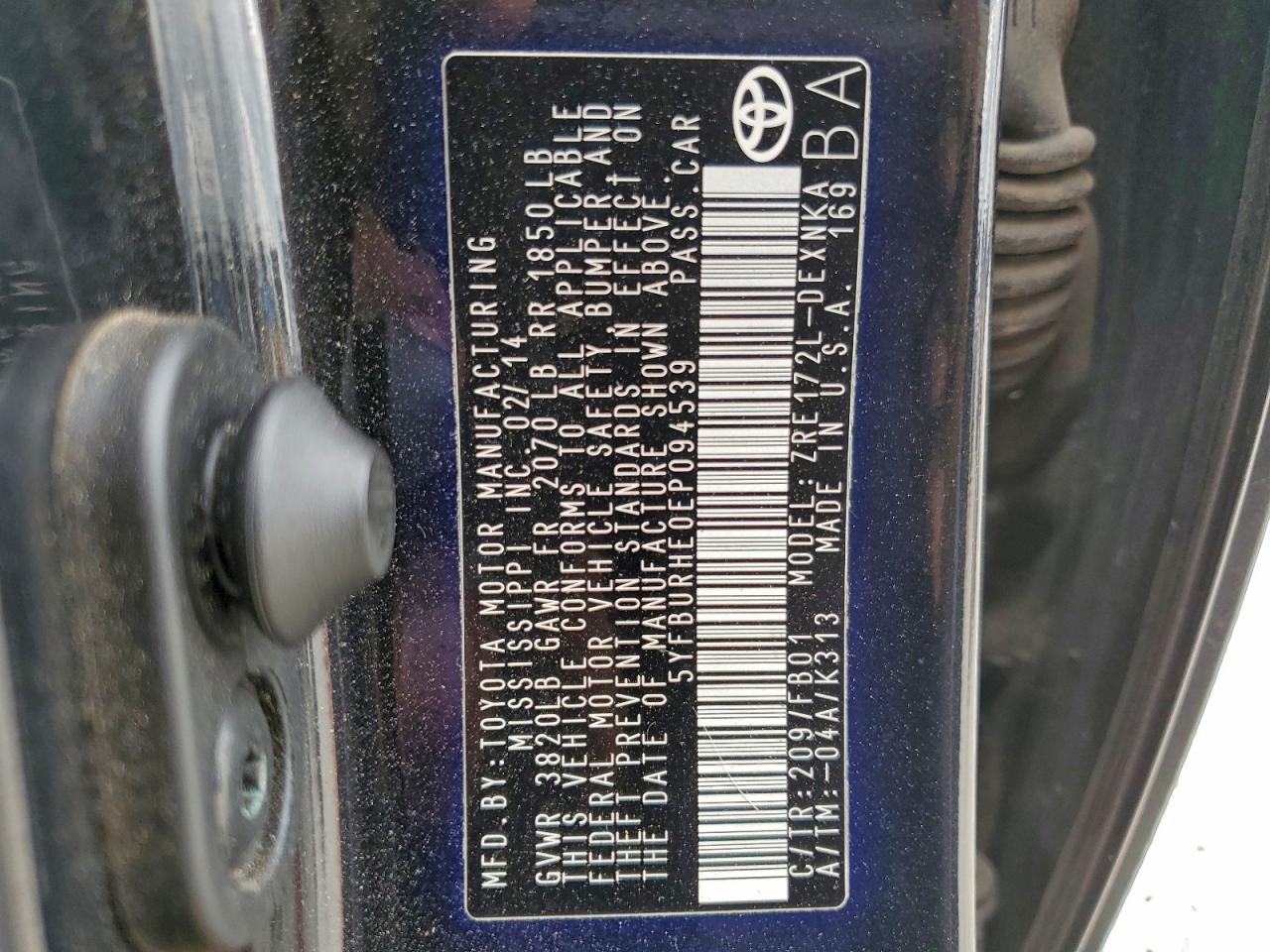 2014 TOYOTA COROLLA L photo 12