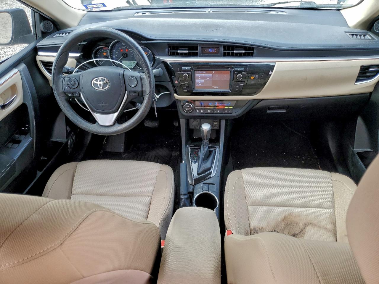 2014 TOYOTA COROLLA L photo 8