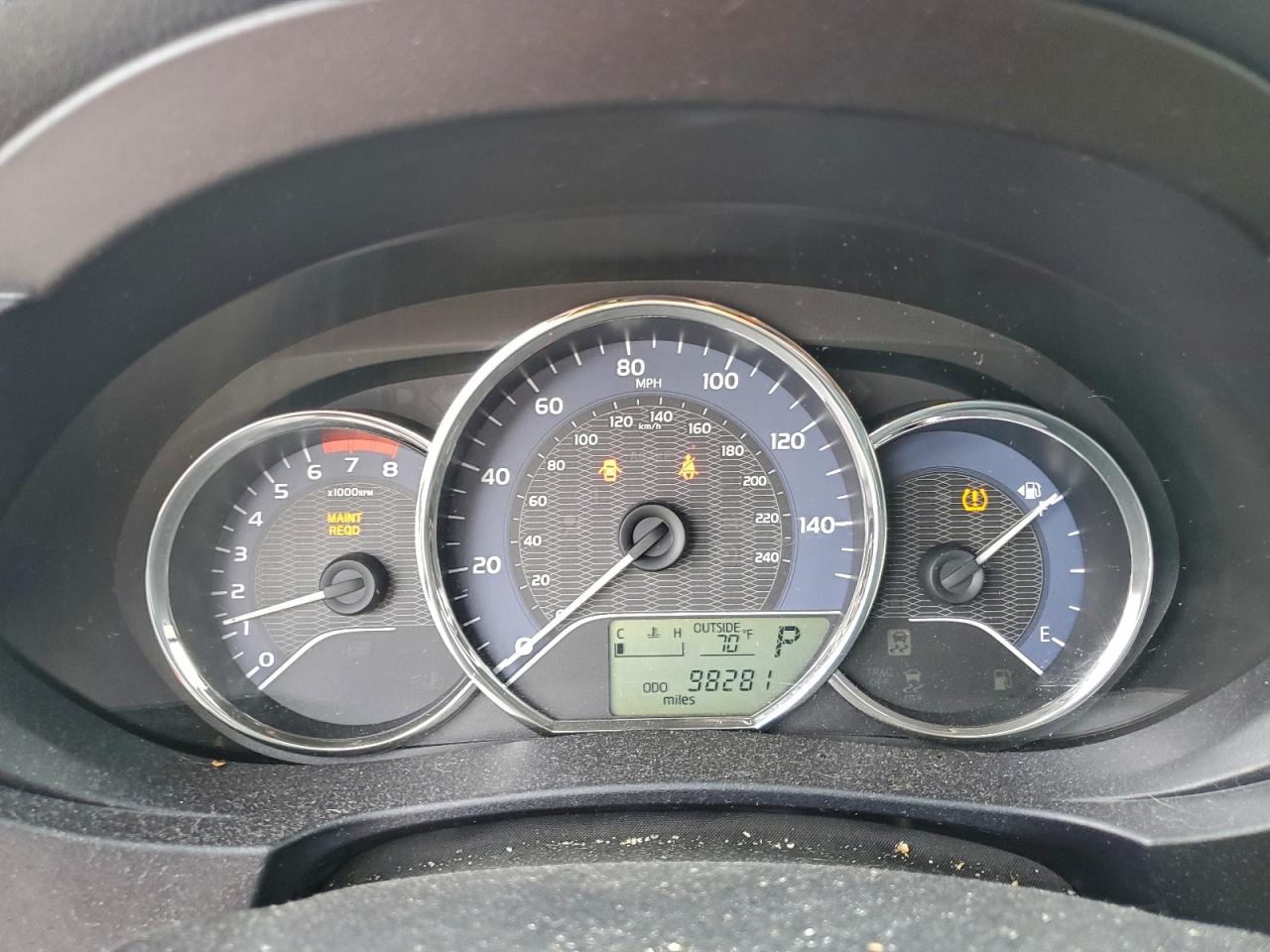 2014 TOYOTA COROLLA L photo 9
