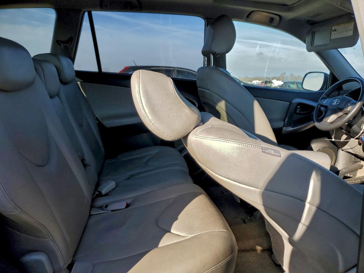 2007 TOYOTA RAV4 LIMITED photo 31