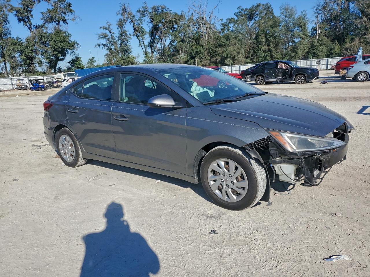 2019 HYUNDAI ELANTRA SE photo 10