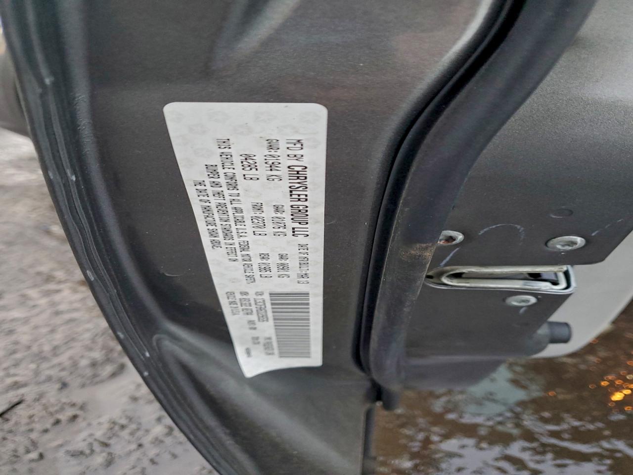 2013 DODGE DART SXT photo 25
