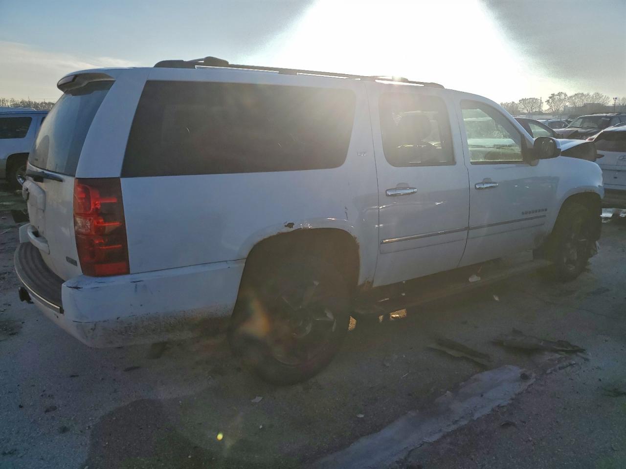 2010 CHEVROLET SUBURBAN K1500 LTZ photo 5