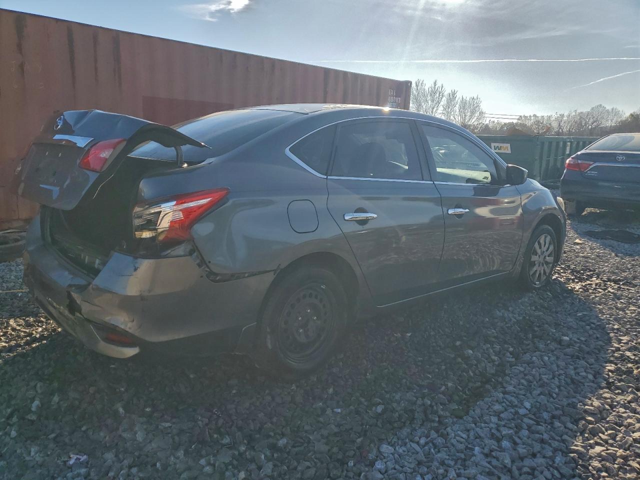 2016 NISSAN SENTRA S photo 5