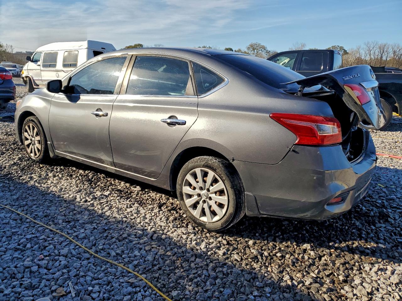 2016 NISSAN SENTRA S photo 3