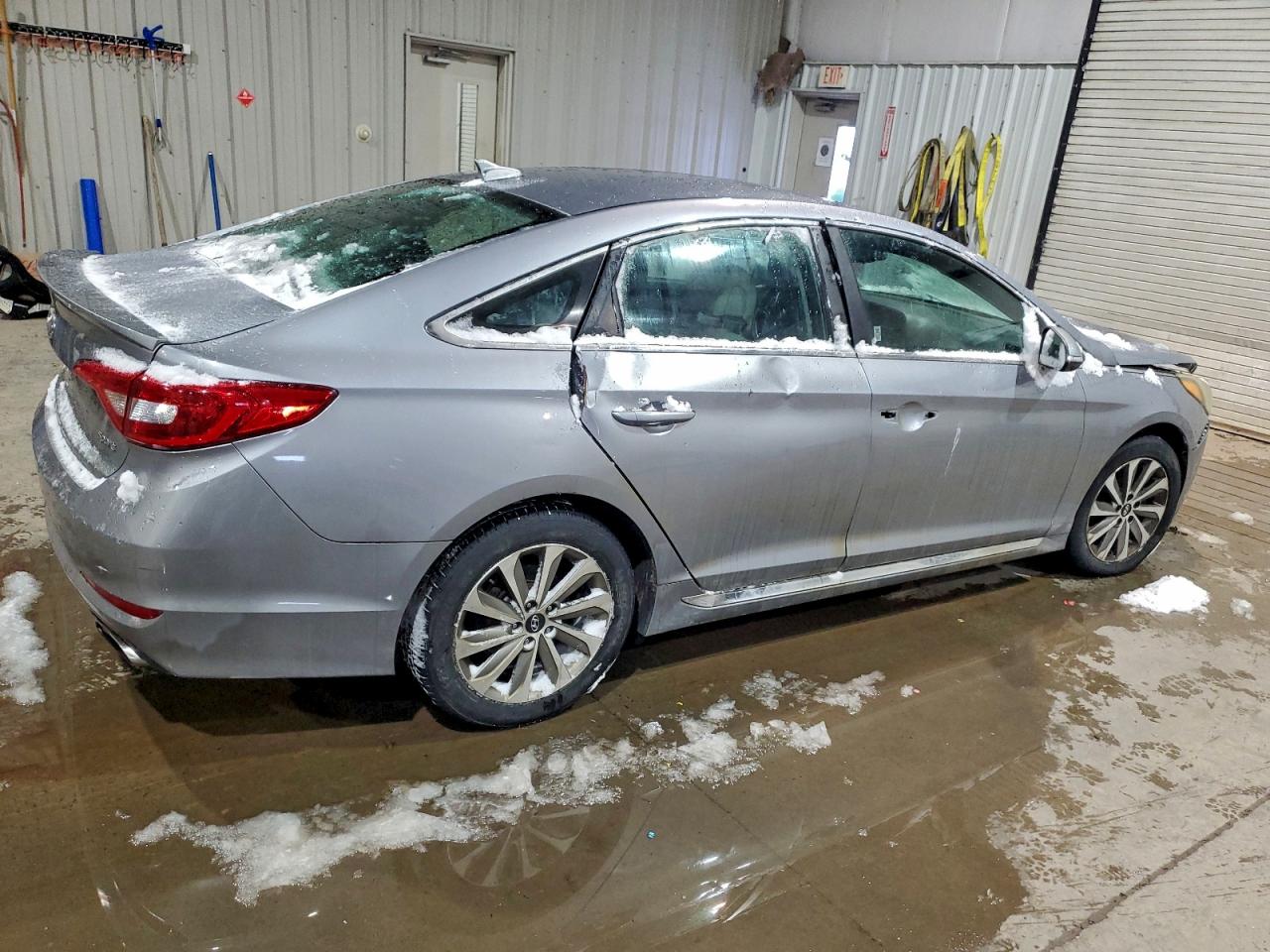 2016 HYUNDAI SONATA SPORT photo 5