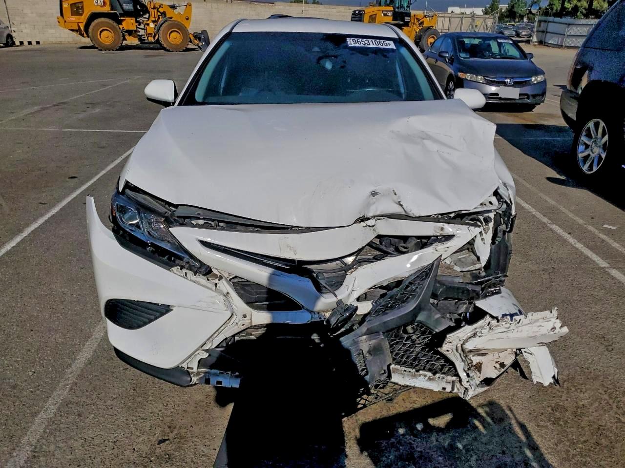 2018 TOYOTA CAMRY SE photo 9