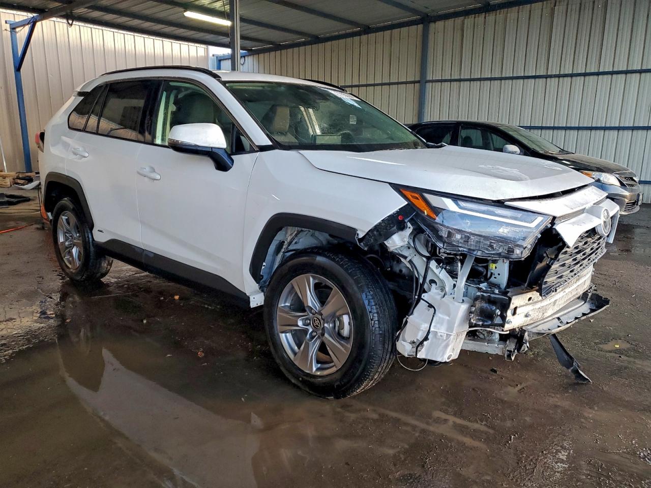 2025 TOYOTA RAV4 XLE photo 7