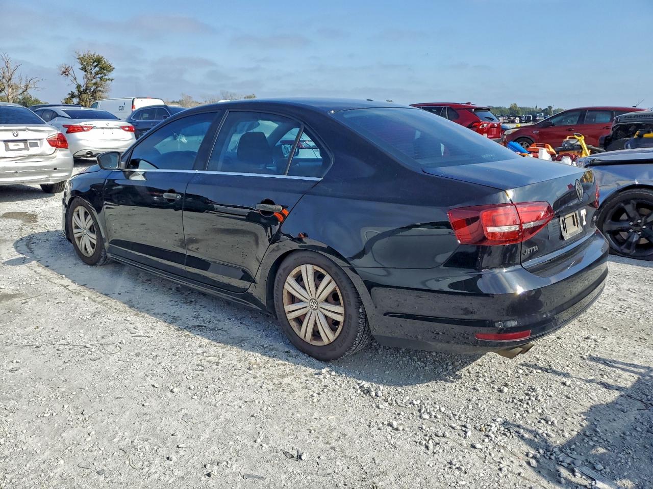 2017 VOLKSWAGEN JETTA S photo 3