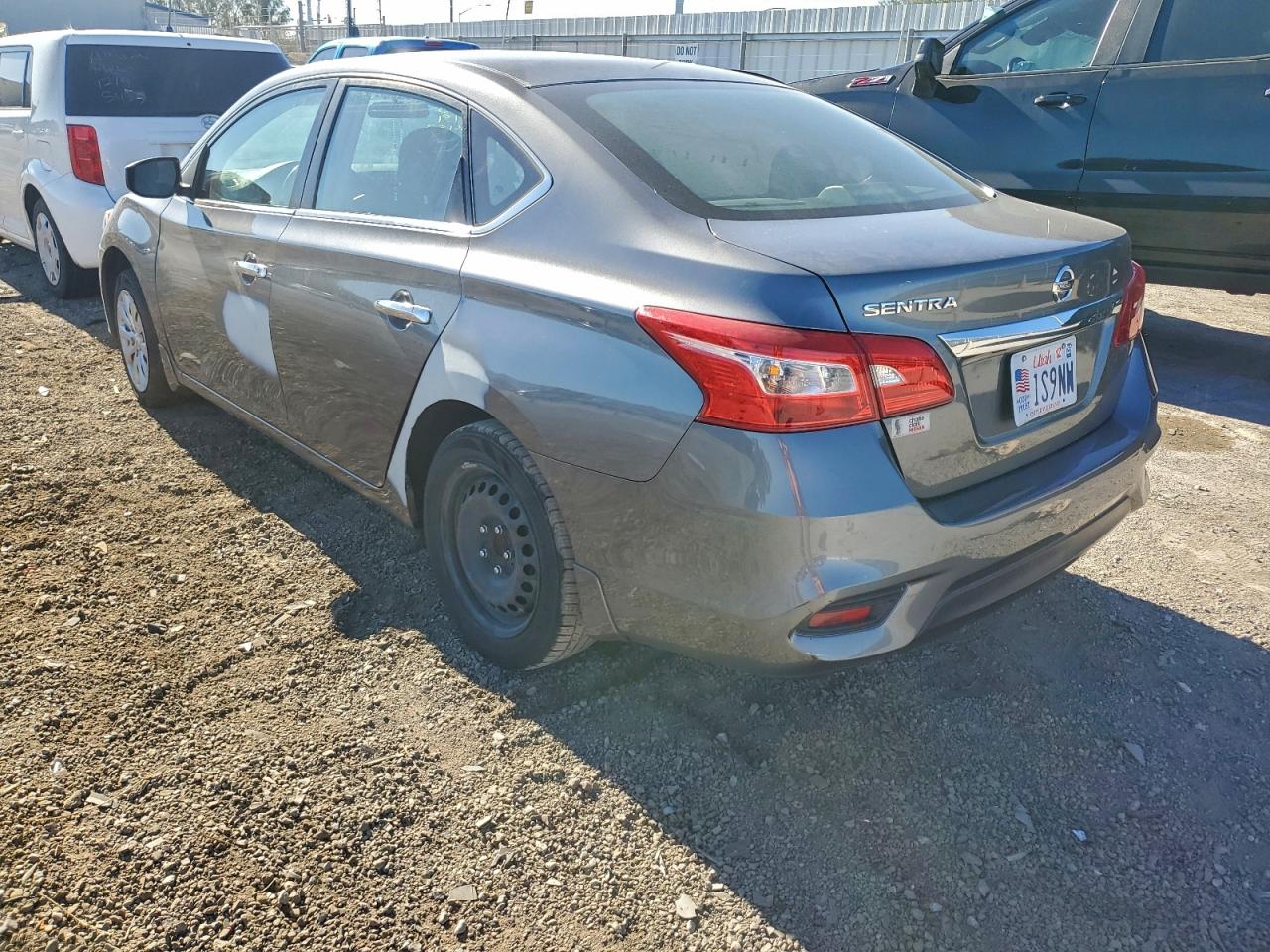 2019 NISSAN SENTRA S photo 3