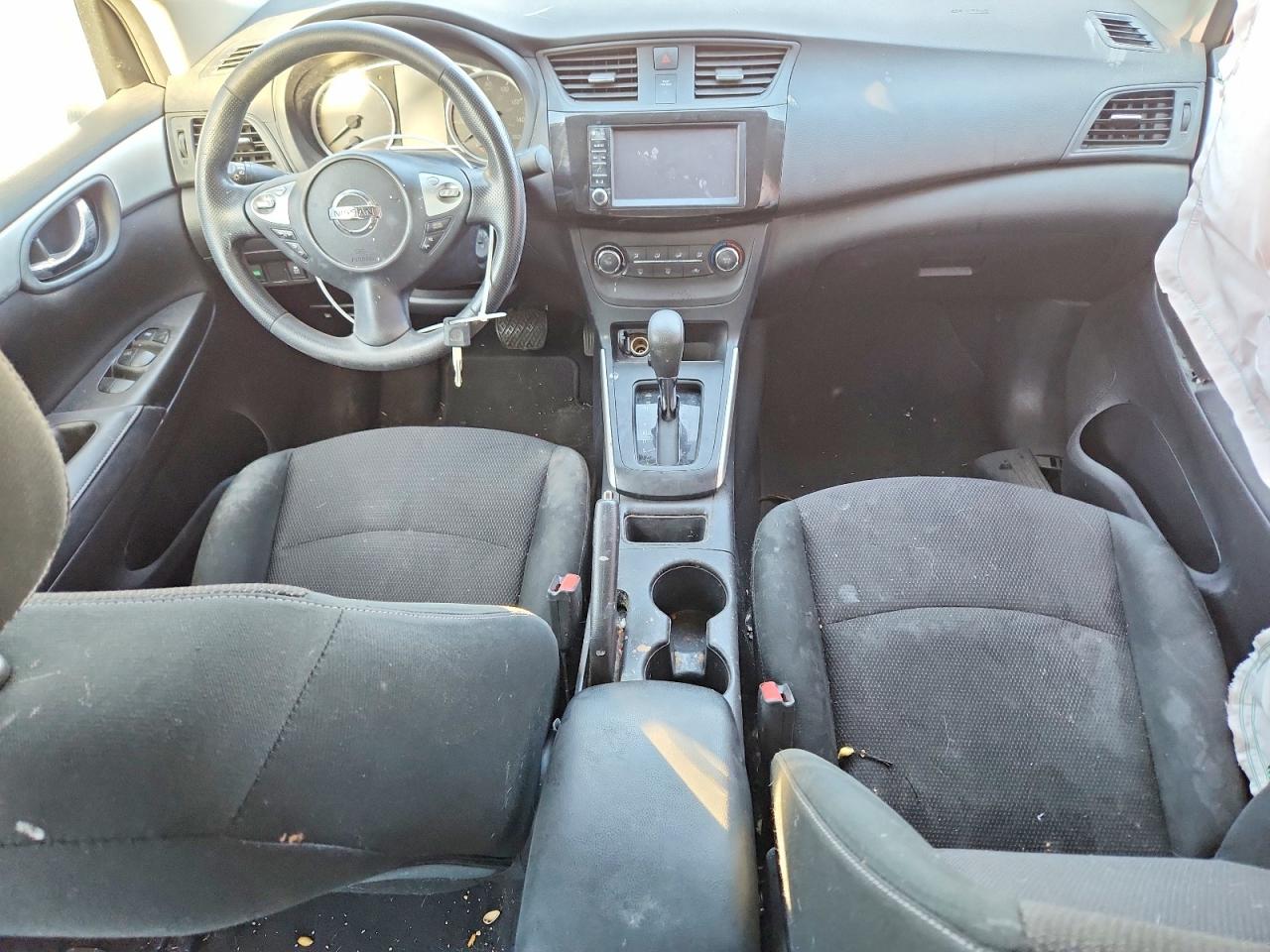2019 NISSAN SENTRA S photo 16