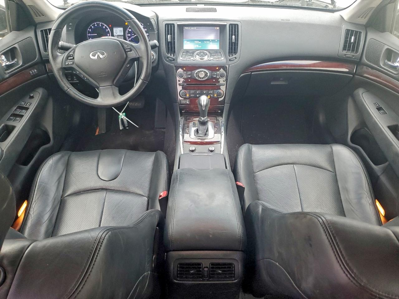 2013 INFINITI G37 BASE photo 8