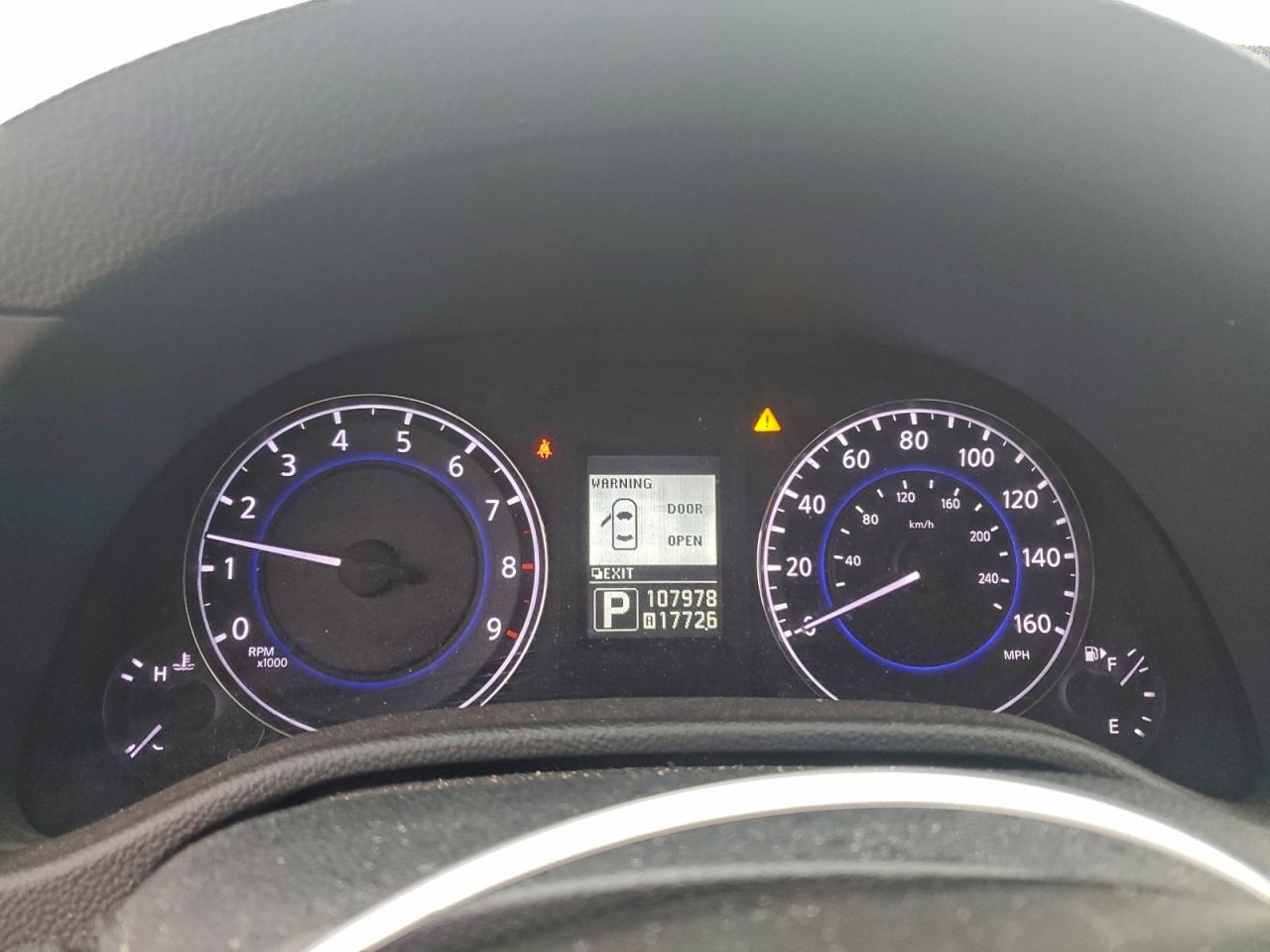 2013 INFINITI G37 BASE photo 9