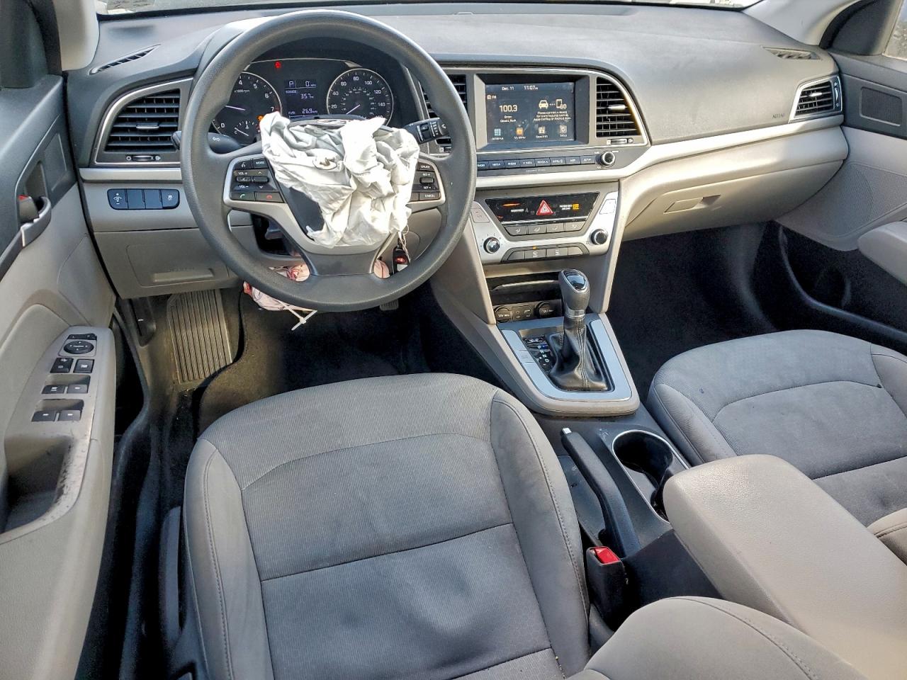 2017 HYUNDAI ELANTRA SE photo 15