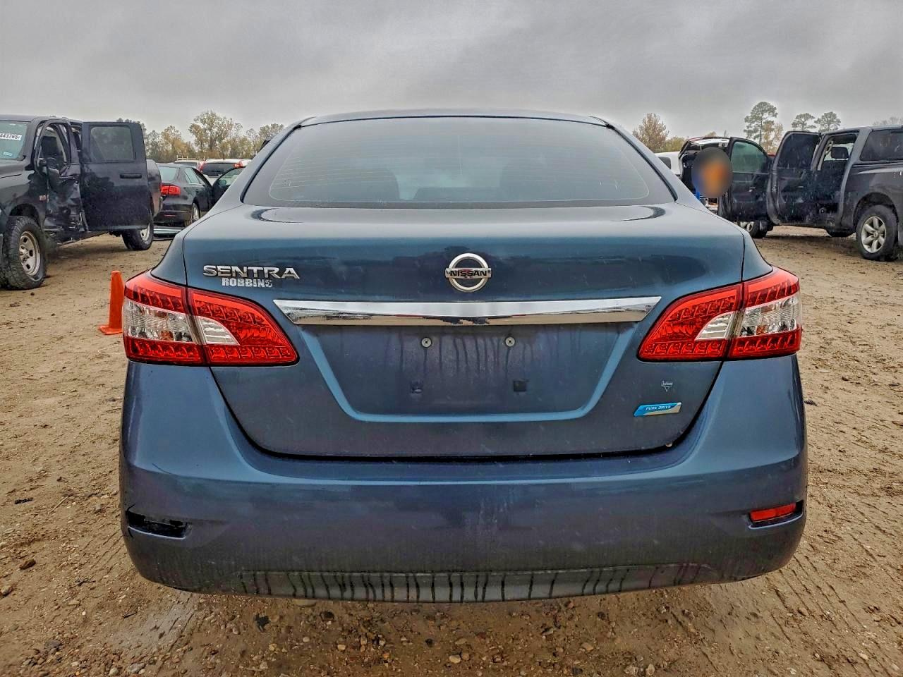2014 NISSAN SENTRA S photo 11