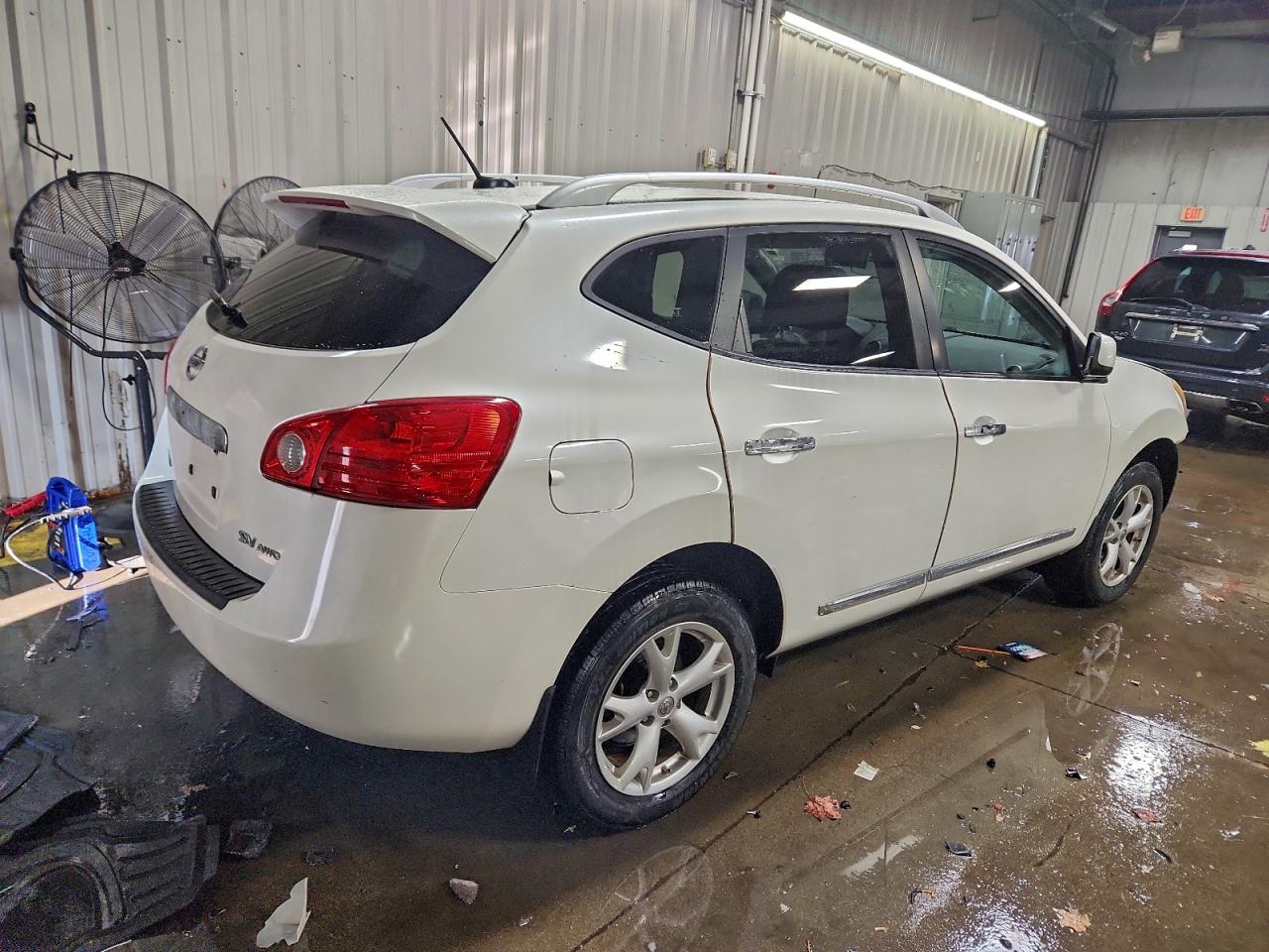 2011 NISSAN ROGUE S photo 7
