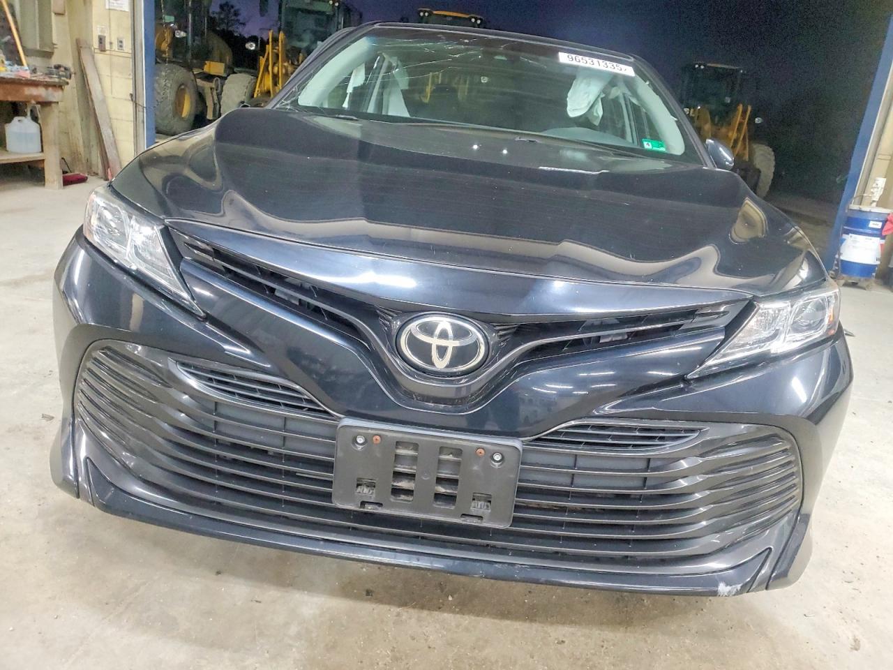 2018 TOYOTA CAMRY L photo 13