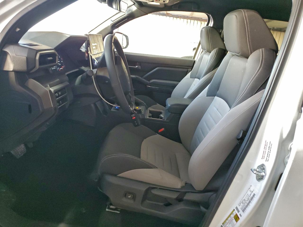 2025 TOYOTA TACOMA DOUBLE CAB photo 13