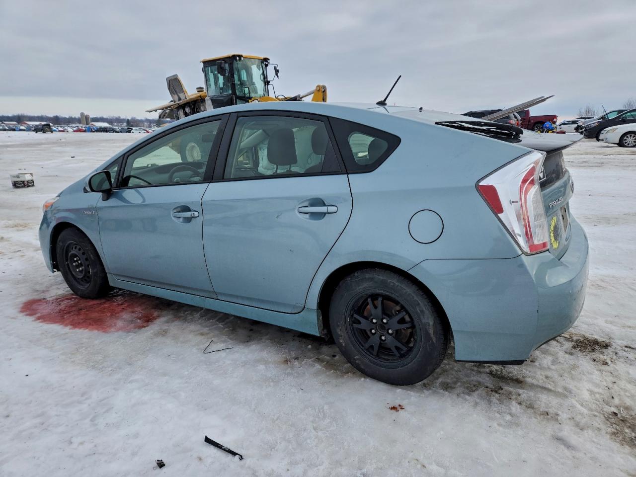 2015 TOYOTA PRIUS photo 4