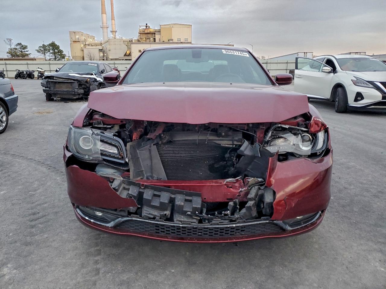 2019 CHRYSLER 300 S photo 9