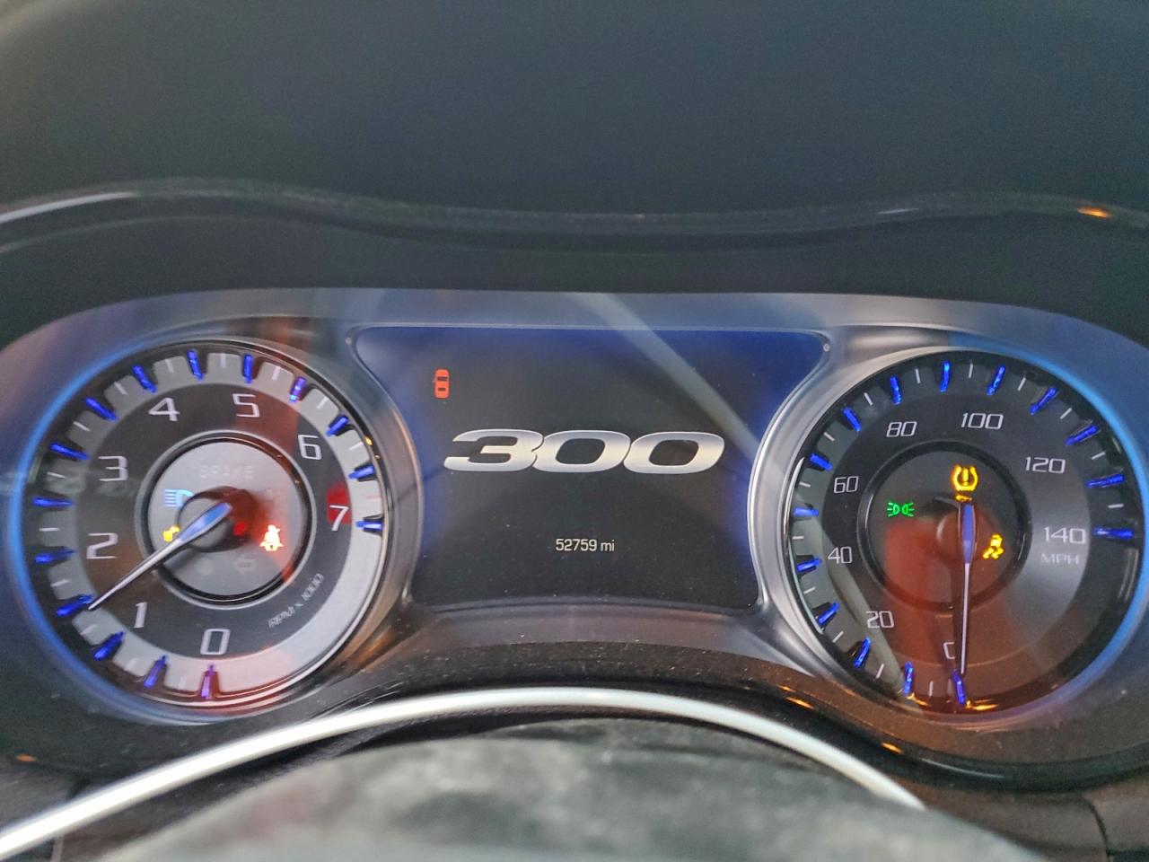 2019 CHRYSLER 300 S photo 17