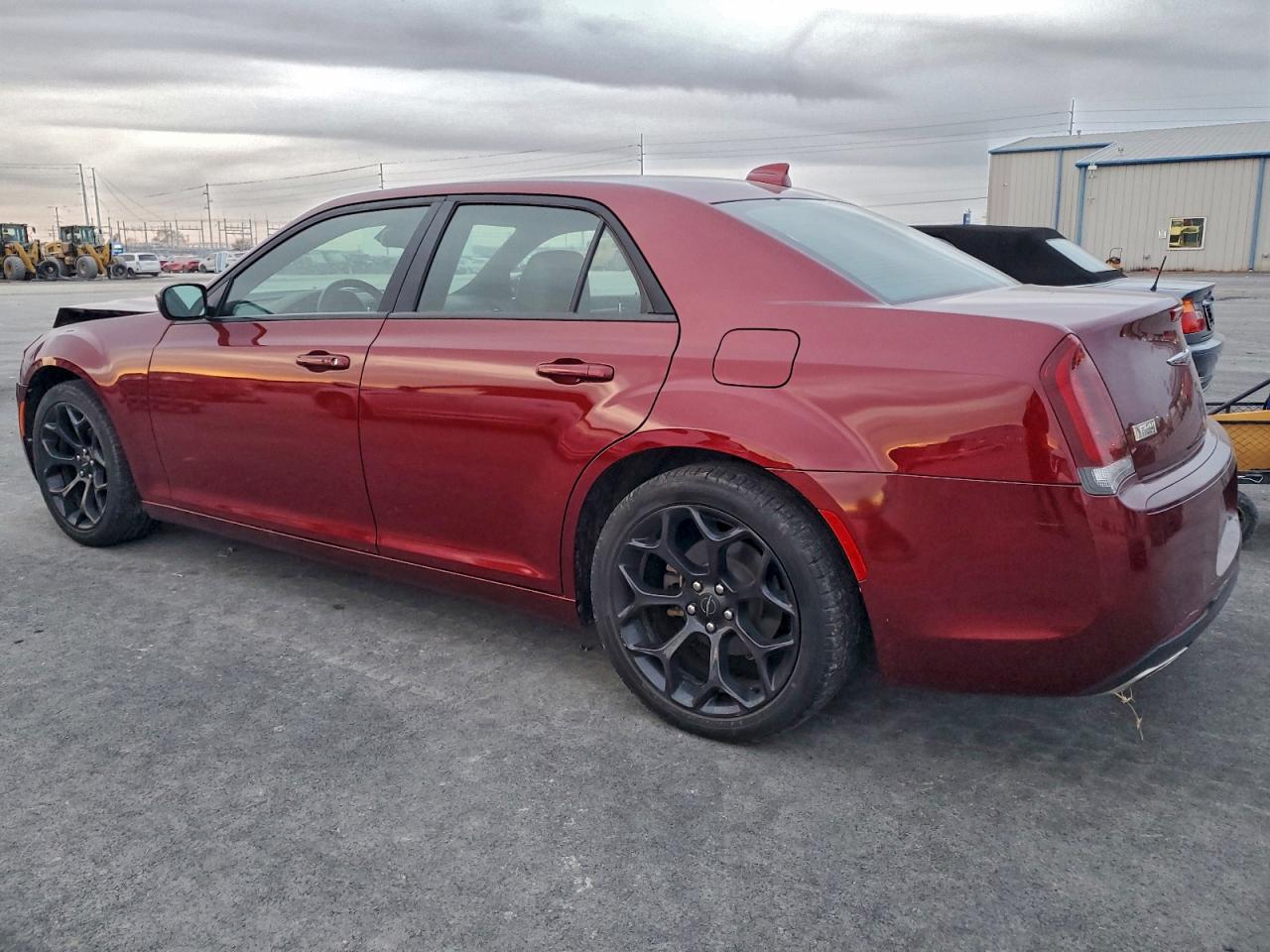 2019 CHRYSLER 300 S photo 3