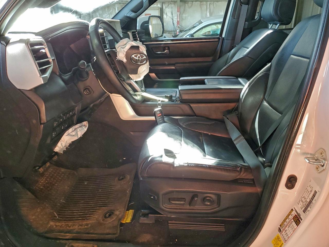 2024 TOYOTA TUNDRA CREWMAX PLATINUM photo 7