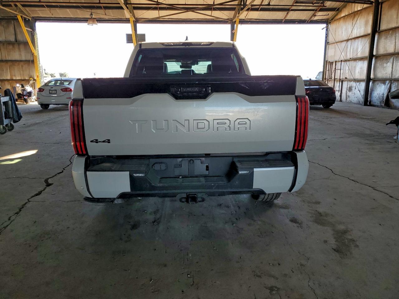 2024 TOYOTA TUNDRA CREWMAX PLATINUM photo 6