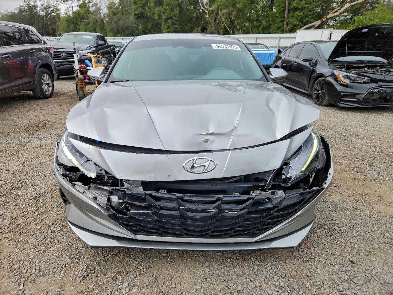 2021 HYUNDAI ELANTRA SEL photo 9