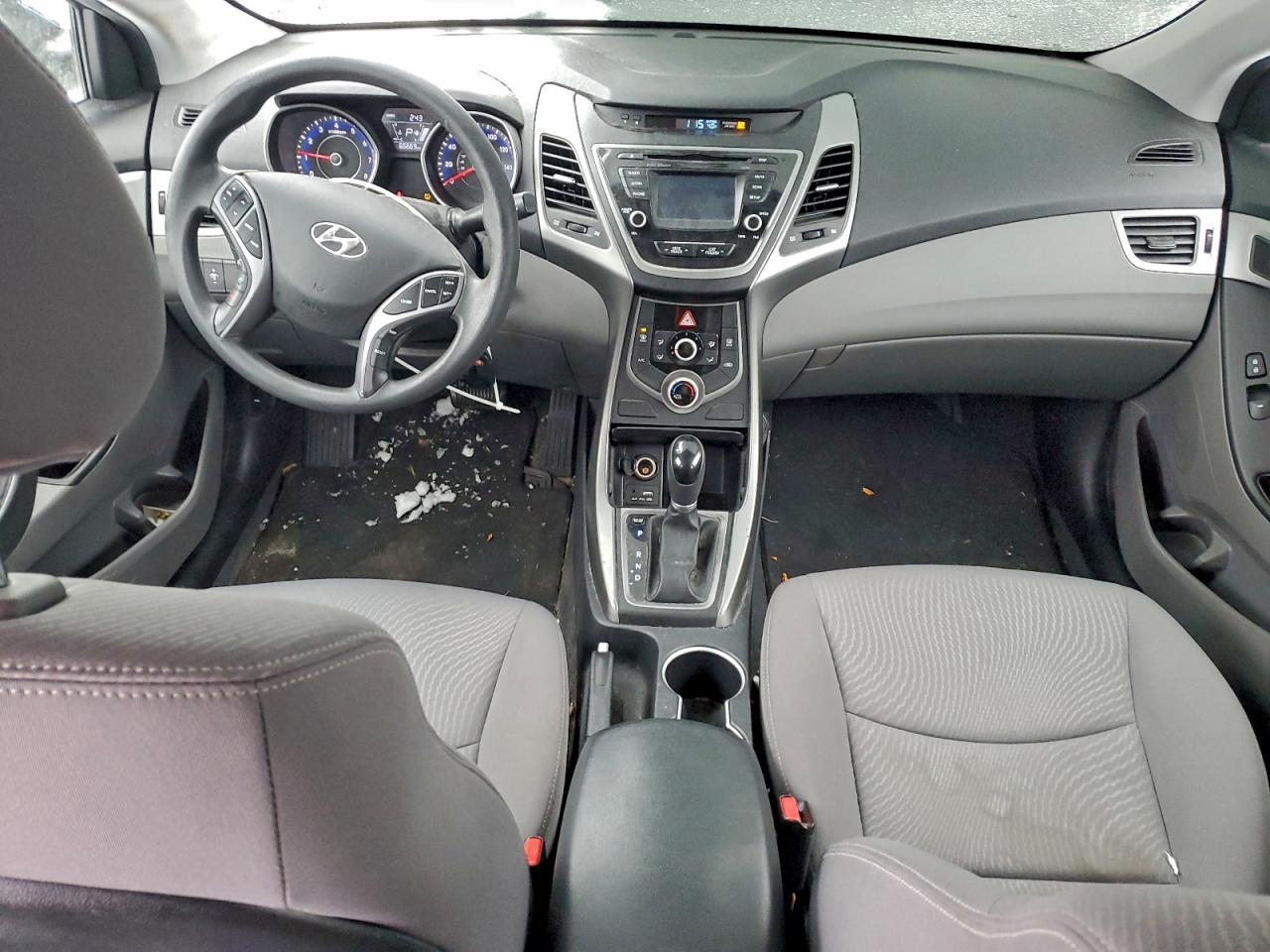 2016 HYUNDAI ELANTRA SE photo 22