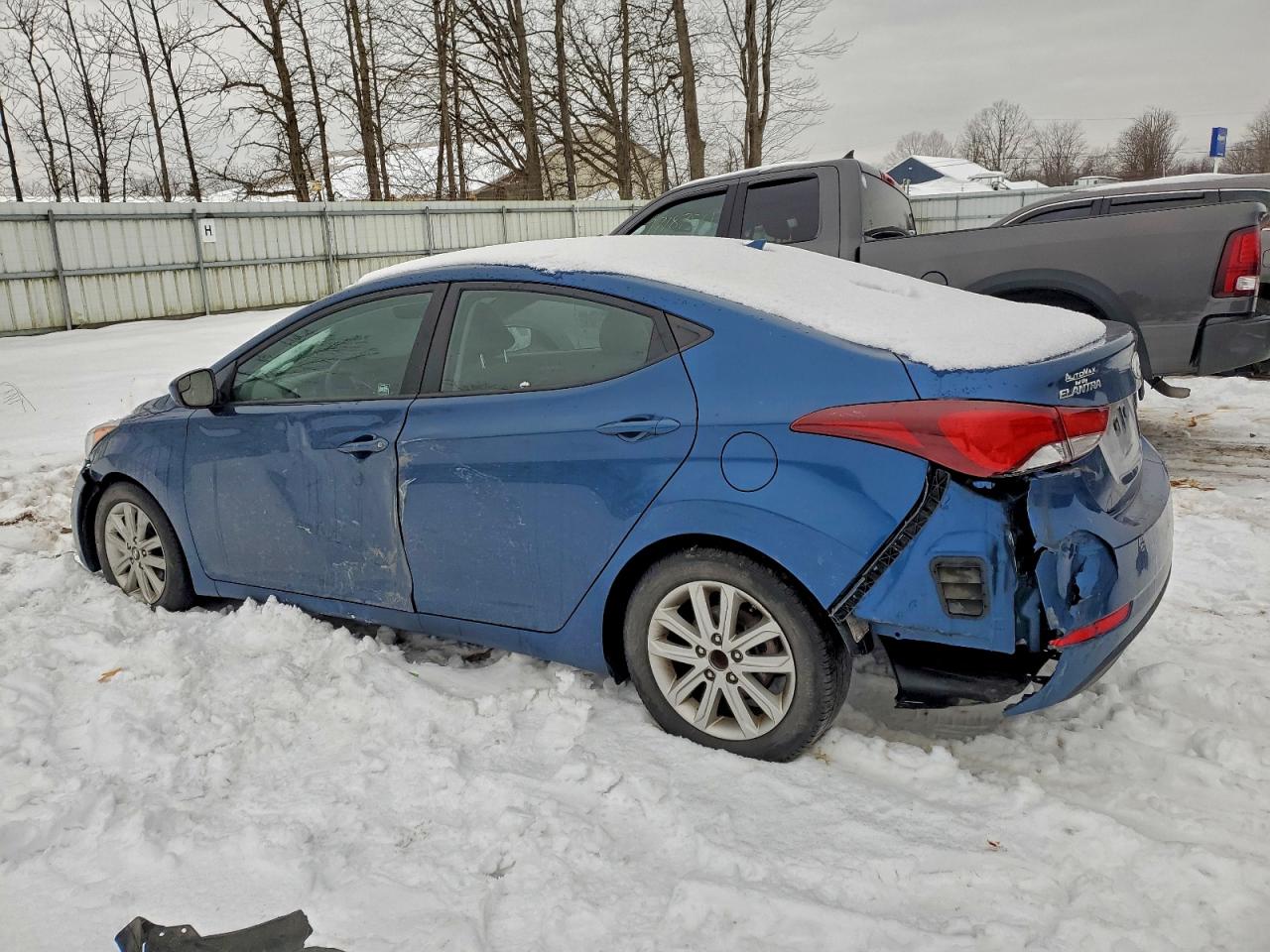 2016 HYUNDAI ELANTRA SE photo 4