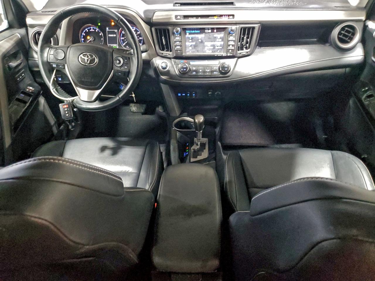 2017 TOYOTA RAV4 LIMITED photo 22