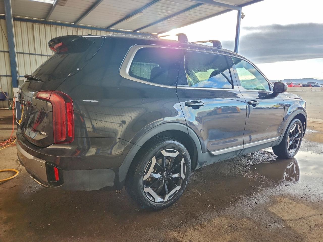 2025 KIA TELLURIDE S photo 7