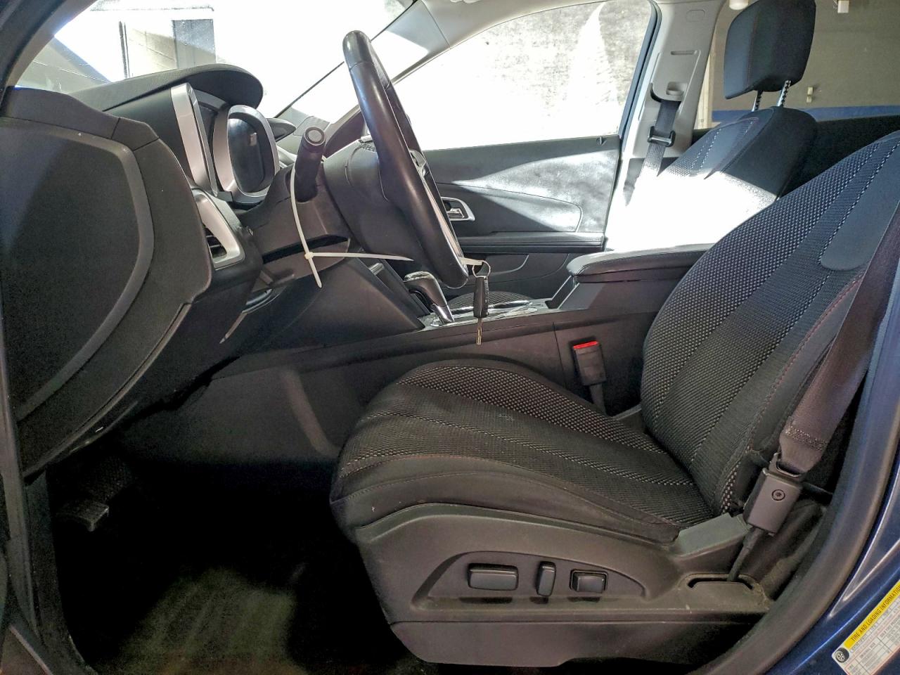2017 CHEVROLET EQUINOX LT photo 13