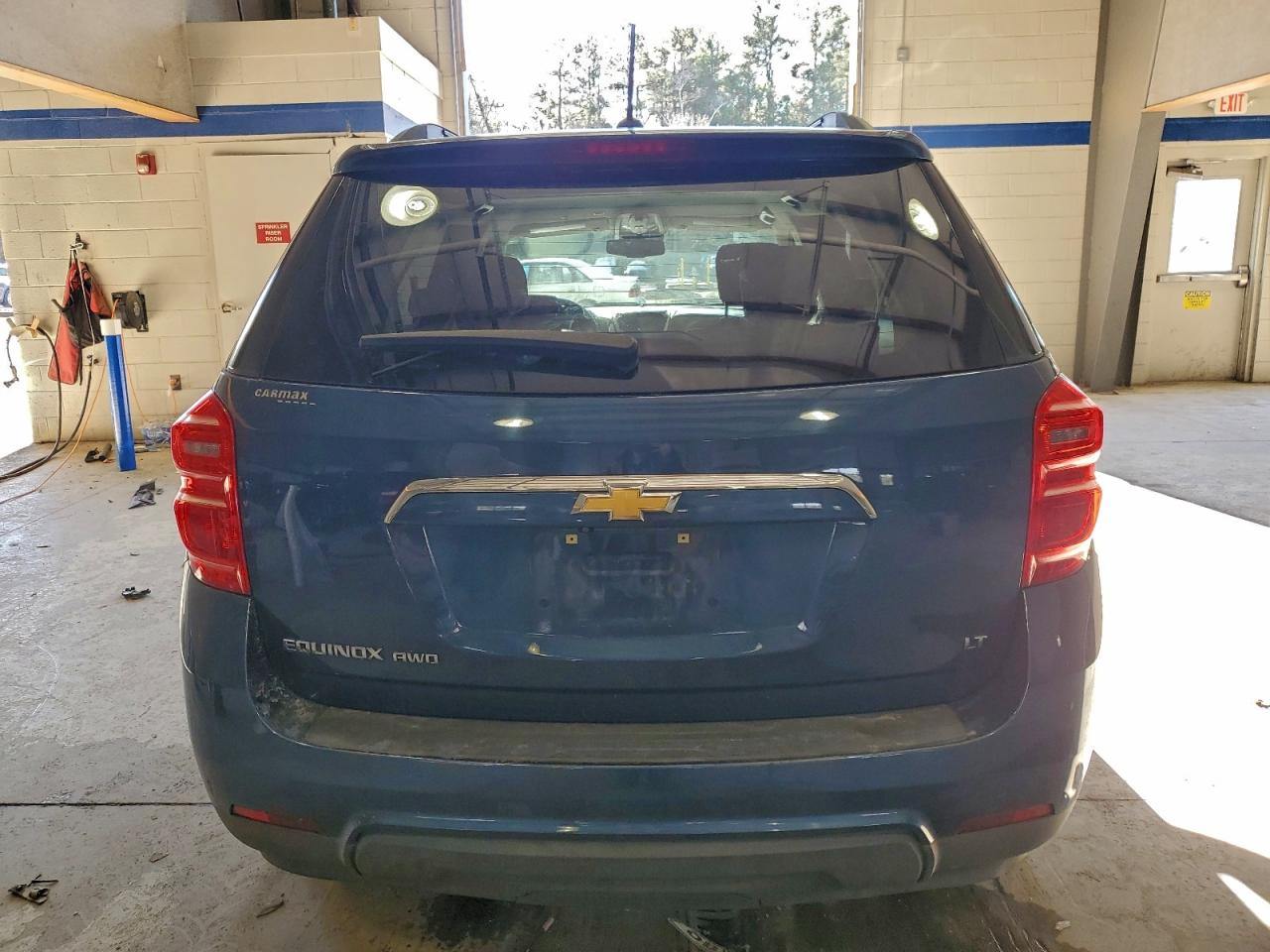 2017 CHEVROLET EQUINOX LT photo 11