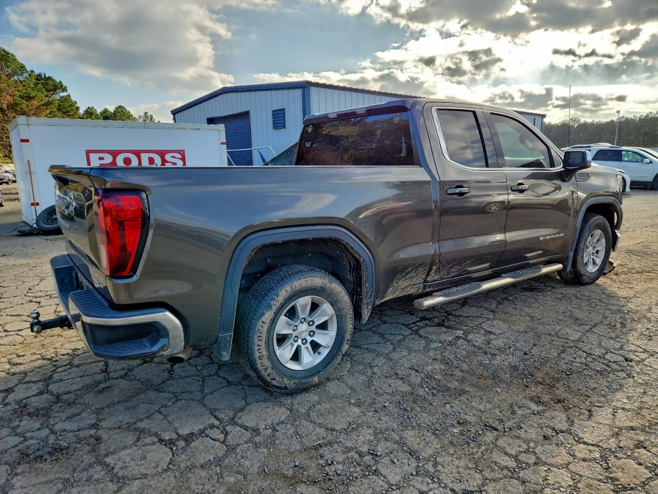 2019 GMC SIERRA C1500 SLE photo 3